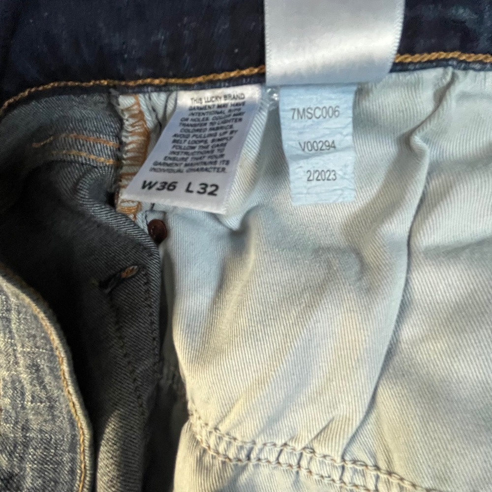 Lucky Brand 412 Athletic Slim Blue Jeans 36x32 (Meas. 39x32) Dark Wash 7MSC006 - Picture 5 of 9
